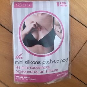 Mini silicone push-up pad
